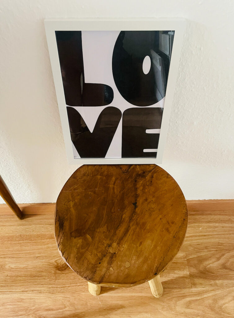 Wandbild zum Ausdrcucken mit LOVE Schriftzug in Schwarz
