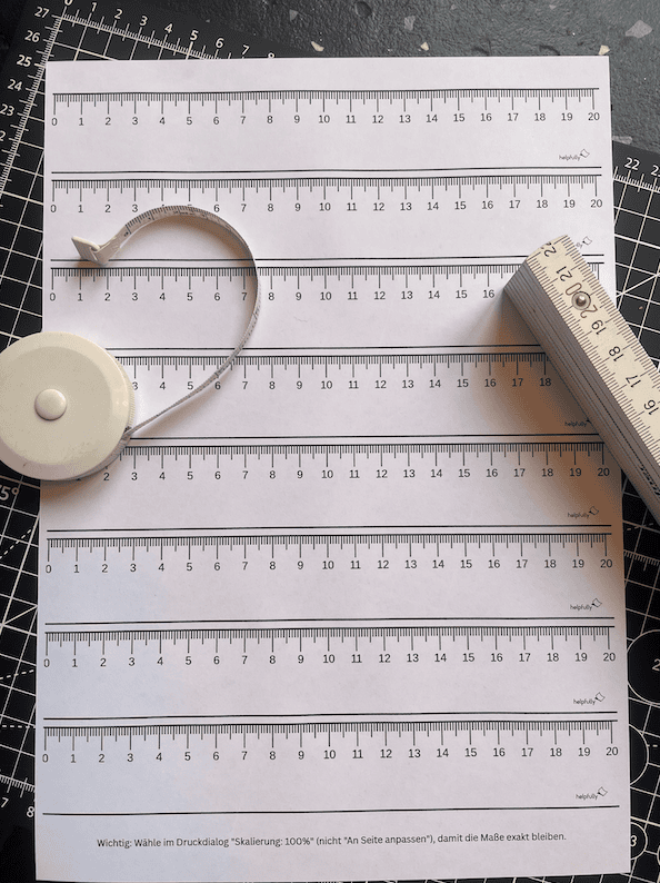 Kein Zollstock oder Maßband zur Hand? Dann ran an das druckbare Lineal!