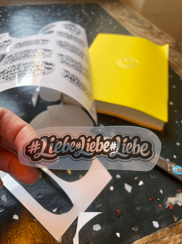Sticker rund um Liebe zum Ausdrucken und Basteln