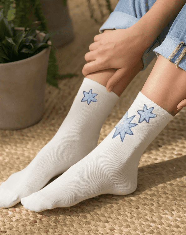 Himmlische Socken stopfen? Mit den Sterne von DMC wird bereits das Nadelfilzen zum Spaß!